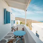 Alcyone Serifos Town