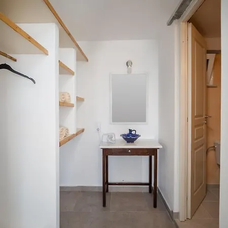 Alcyone * Serifos Town